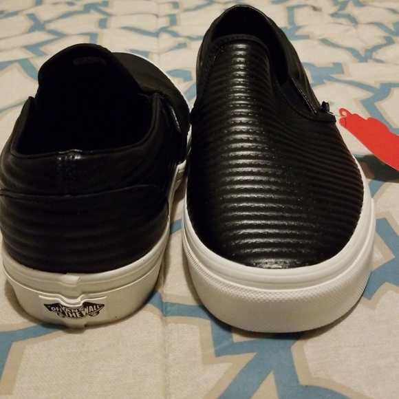 vans slip on moto skate shoe